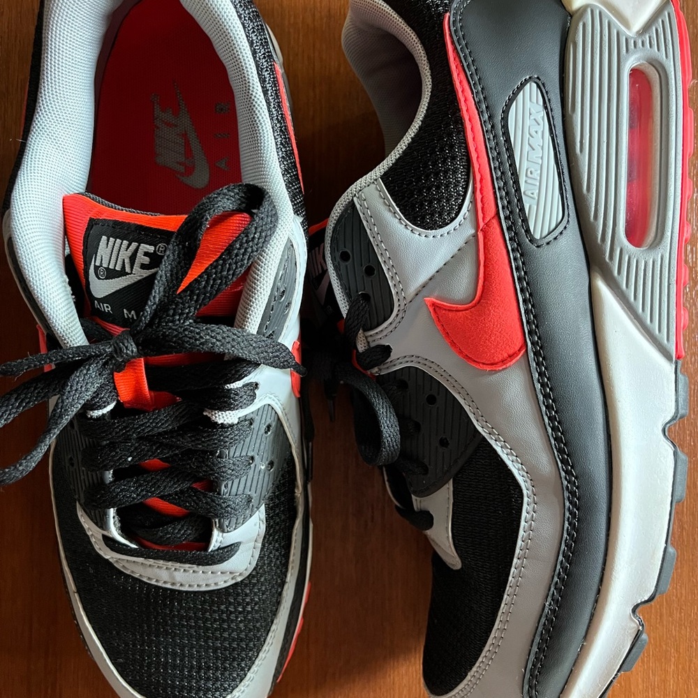 Men’s Nike Air Max 90s